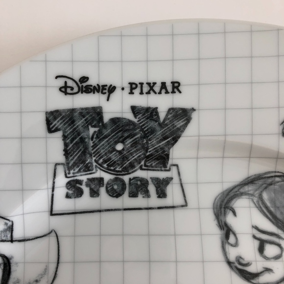 Disney / R Squared Dining New Disney Sketchbook Pixar Dinner Plate